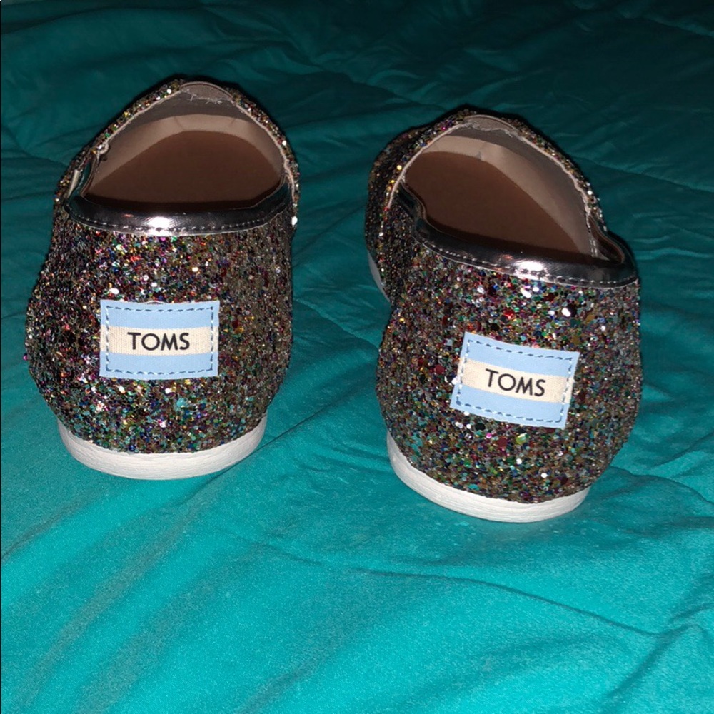 Toms brand new